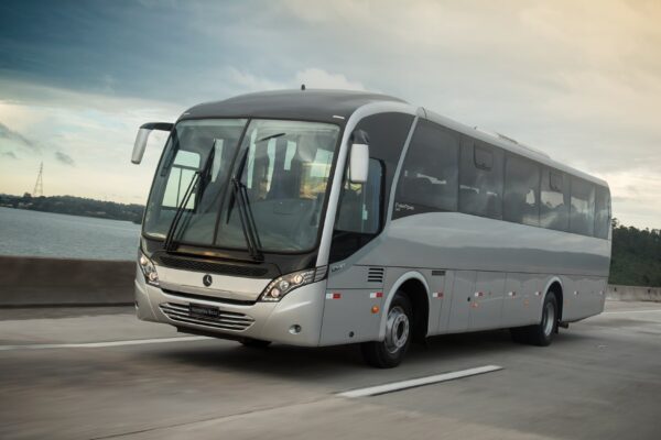 Best Minibus Hire UK: Small Group Travel Solutions minibus hire