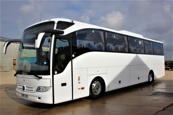 Find Coach Hire Near Me for Easy UK Group Travel coach hire near me