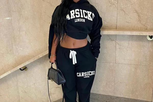 Carsicko Tracksuit Modern Comfort