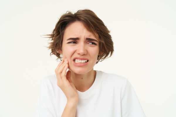 7 Powerful Clues Your Teeth Are Asking for Help