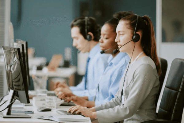 How to Use a 24/7 AI Receptionist for Contractors