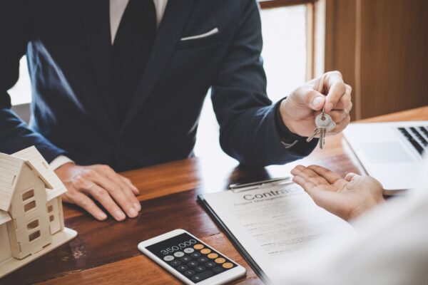 Short Term Rental Manager: The Key to Stress-Free Hosting