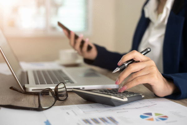Can A Personal Tax Advisor  Calculate Cgt For Shared Assets? personal tax advisor in the uk