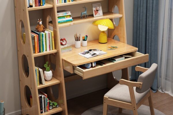 How to Select the Perfect Study Table for Kids