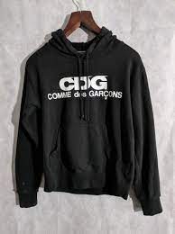 Add Distinctive Accessories with Innovative Comme Des Garçons Designs Comme des Garçons