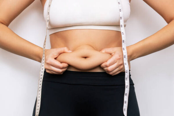 جراحة شفط الدهون قليلة الصدمة في دبي: شفاء أسرع ونتائج أفضل Liposuction surgery in Dubai