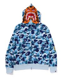 A Bathing Ape College Logo Hoodie – A Timeless Urban Classic fashion