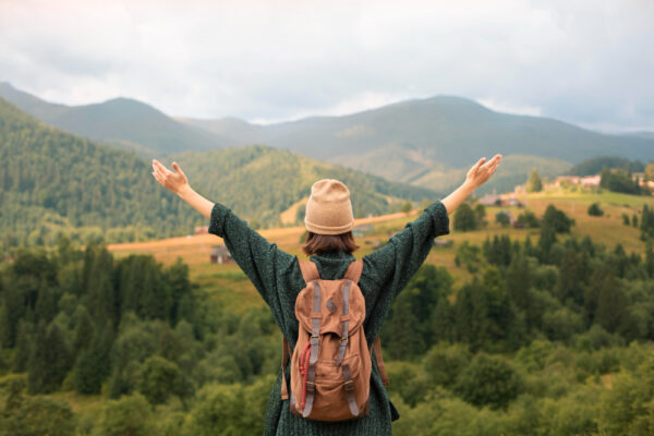 Tech-Lite Retreats: Relax, Recharge, and Reconnect Offline Tech-lite retreats