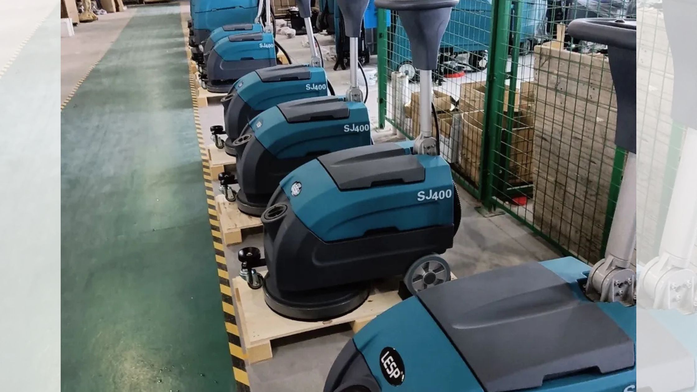 ride on floor machine scrubber